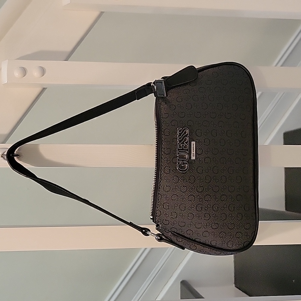 Guess shoulder bag